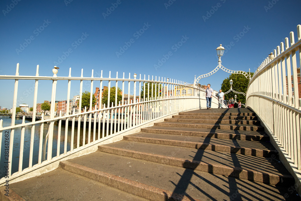The Ha'penny bridge in Dublin City, Ireland