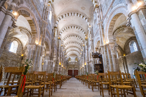 Basilique de Vézelay - Sanctuaire de Sainte Marie-Madeleine (Bourgogne, France)