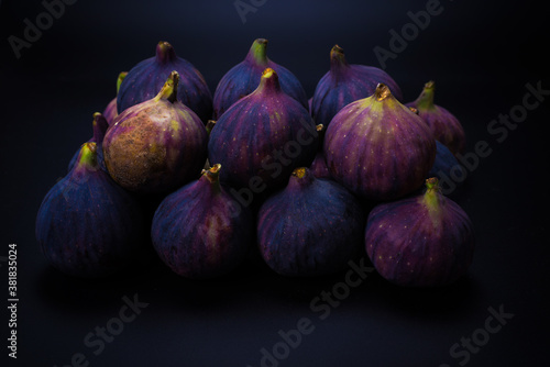 fig, figs, autumn, background, delicious, dessert, diet, exotic, food, food photo, fresh, fruit, group, health, healthy, ingredient, juicy, natural, nature, nutrition, organic, purple, raw, red, ripe, © Nikolay