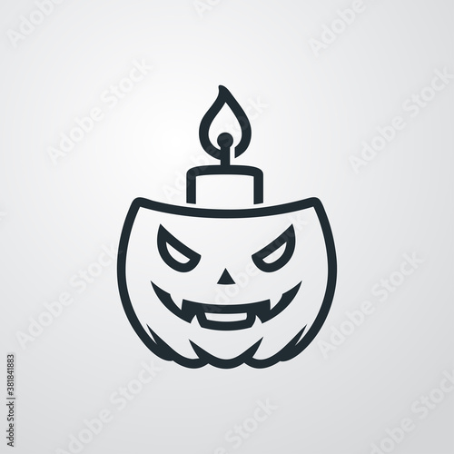 Decoración de Halloween. Logotipo lineal calabaza con vela encendida en fondo gris