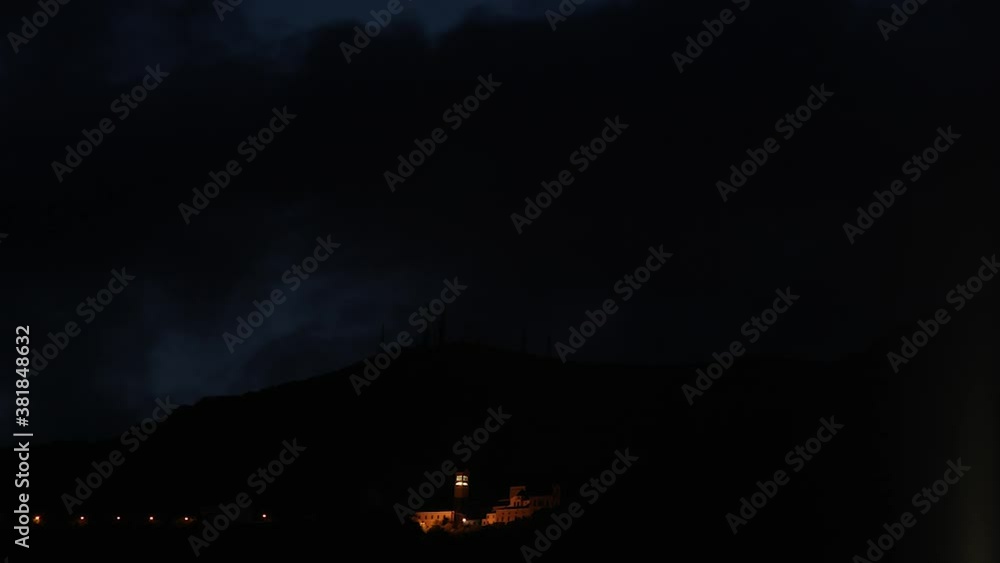 Mercogliano, Avellino, Campania. the sanctuary of Montevergine at night.
time lapse video 4 K . Mercogliano, Avellino, Campania. the sanctuary of Montevergine at night.
time lapse video 4 K .