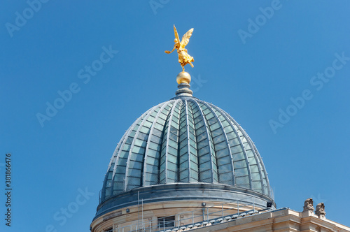 Dresden Academy of Fine Arts, glass dome