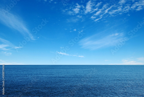 Canvas Print Blue sea with waves and sky