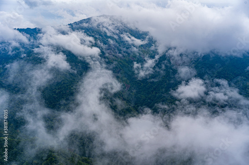 clouds in the mountains © ryuichi niisaka