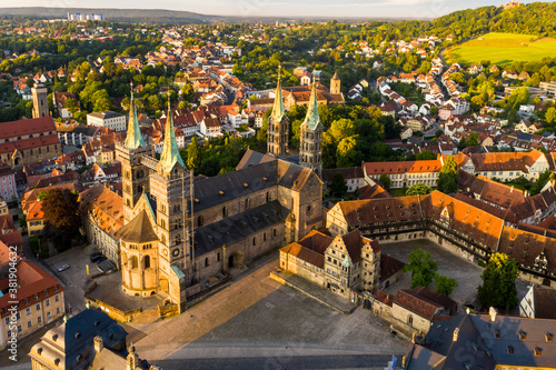Tableau sur toile Aerial view, Bamberg Cathedral with new residence, Bamberg, Upper Franconia, Bav