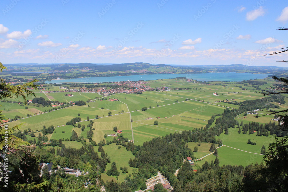 The beautiful area around Schloss Neuschwanstein in the Bavarian Alps 