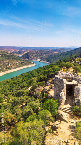 Monfragüe río Tajo  photo