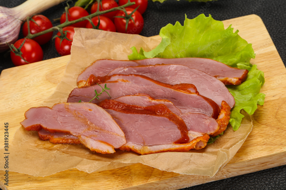 Sliced smoked duck breast served salad Sliced smoked duck breast served salad