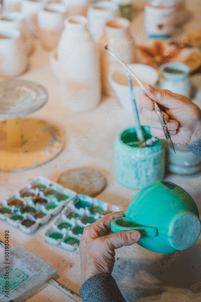 Ceramic workshop and flowers Ceramic workshop and flowers