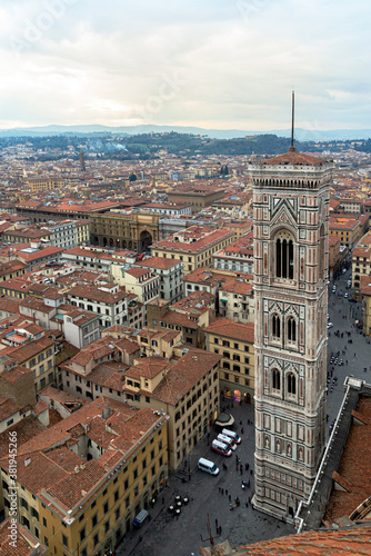 Torre del campanario de la iglesia Santa María del Fiore, catedral de Florencia