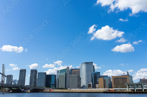 東京 汐留の高層ビル群の風景