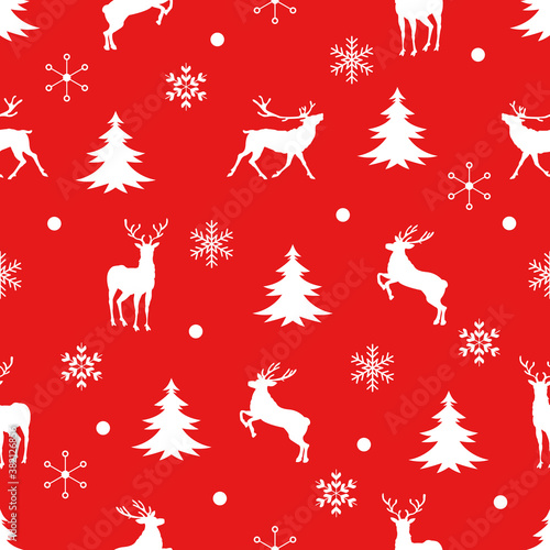 Seamless Christmas pattern with reindeer. Vector illustration