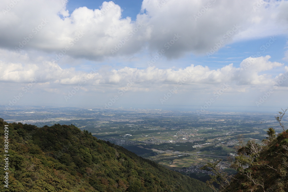 Fototapeta premium 日本の入道ヶ岳と呼ばれる山の山頂の絶景。みんなに伝えたい。