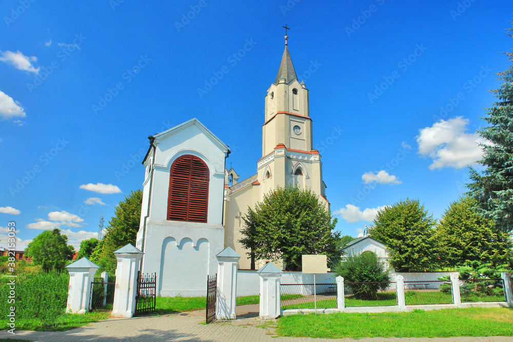 Fototapeta premium Kościół Narodzenia Najświętszej Maryi Panny w Kryłowie.