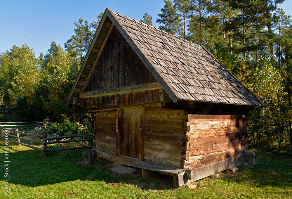 a wooden Podlasie house and a granary from the turn of the 19th and 20th centuries, currently located in Jurowce in Podlasie, Poland