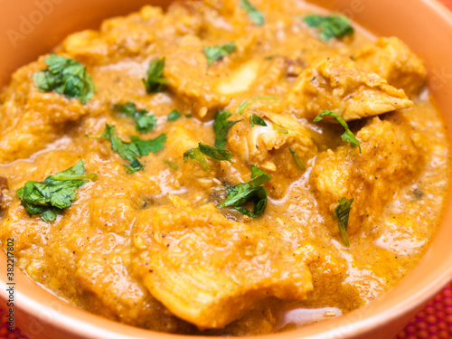 Indian chicken in cashew nut sauce with rice