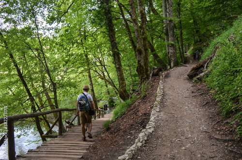 Plitvice Lakes National Park - Hike in The Trail Around The Lakes  © IdosoTambm