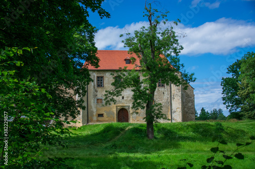 Stronghold Cuknstejn, Tercino valley, Czech republic © Kristyna_Mladkova