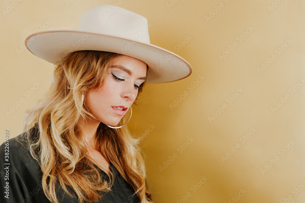 Young Blonde Model Young Blonde Model