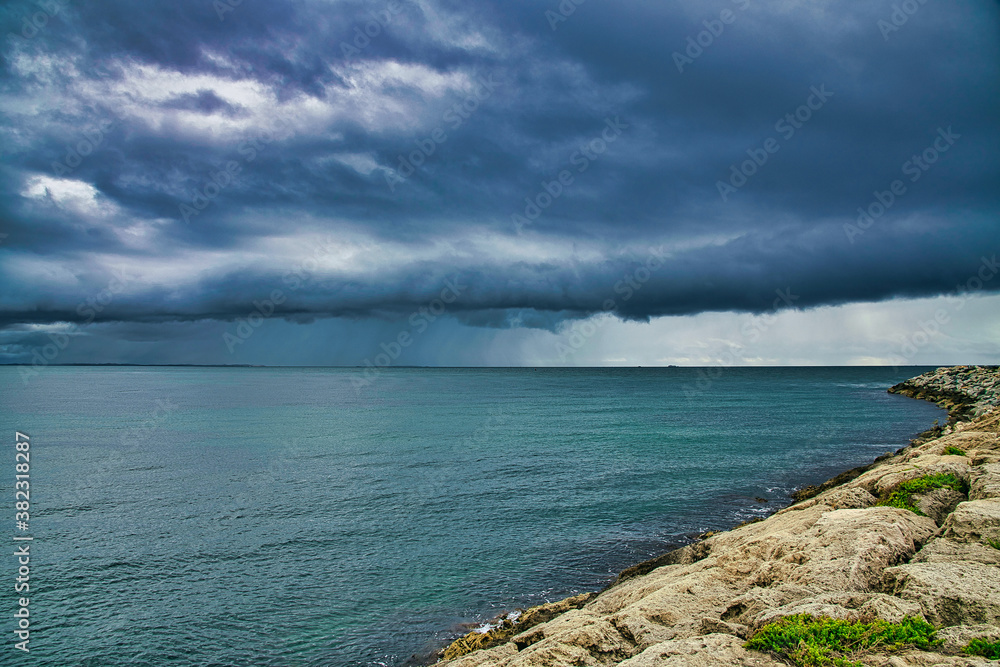 Stormy Skies heading towards North Mole in the Fremantle  Coastline