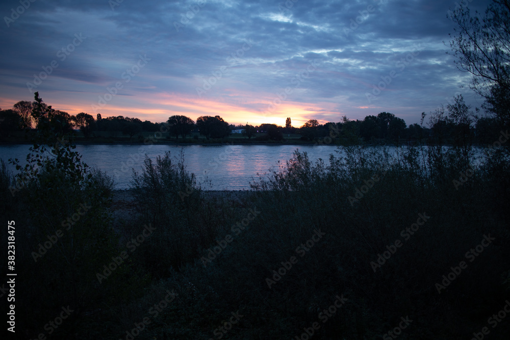 Fototapeta premium Beuel am Rhein
