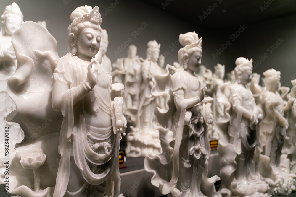 Obraz premium Sanya, Hainan/China-08.04.2020:The view inside Nanshan Temple - buddhist temple in Sanya, Hainan province in China.