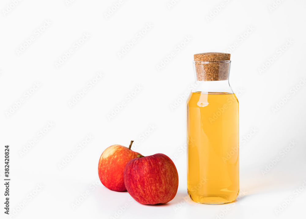 Apple Apple