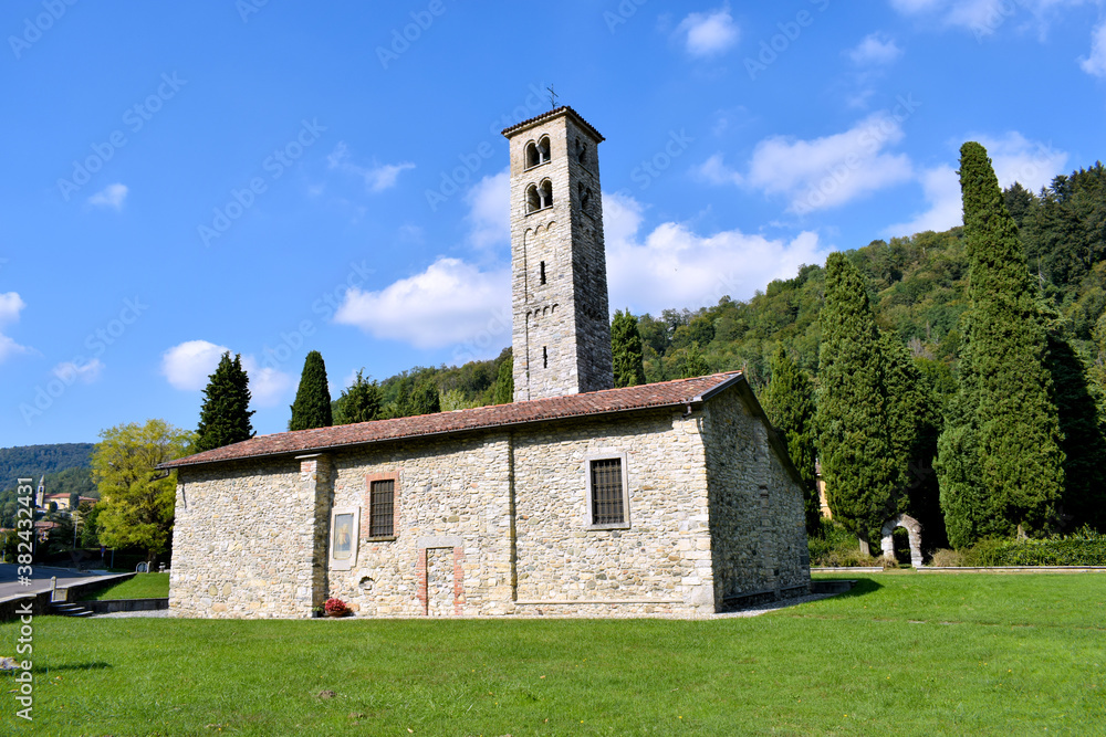 Chiesa di San Pietro - Albese con Cassano