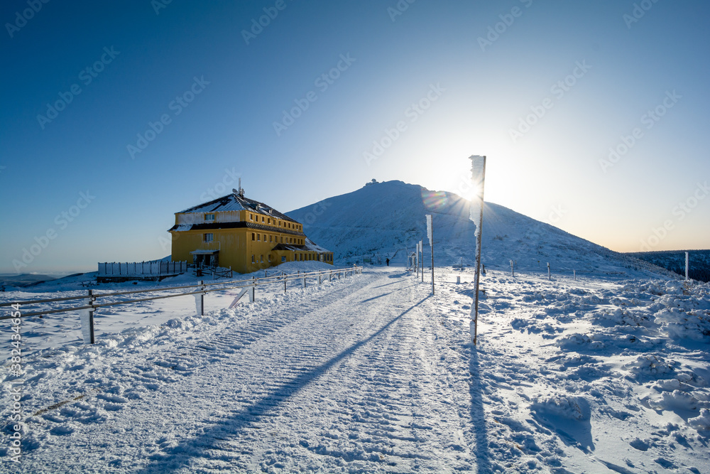 Fototapeta premium winter landscape in Giant mountain under Sniezka in Poland