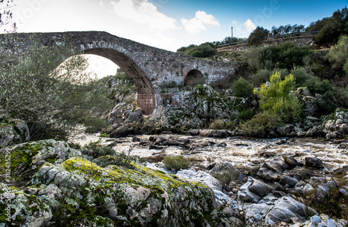 ponte romano sul  fiume Tirso