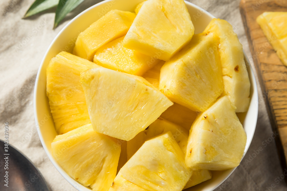 Healthy Organic Pineapple Slices Healthy Organic Pineapple Slices