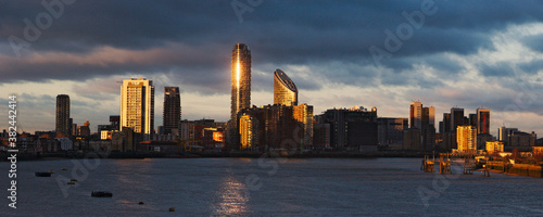 Panoramic picture of Canary Wharf view from Greenwich.