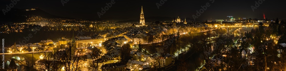 Panorama - Bern bei Nacht