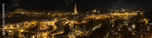 Panorama - Bern bei Nacht