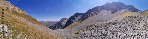 panorama of the mountains © Fktrct