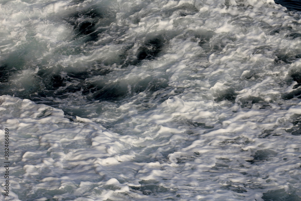 Obraz premium The sea waves, summer at sea