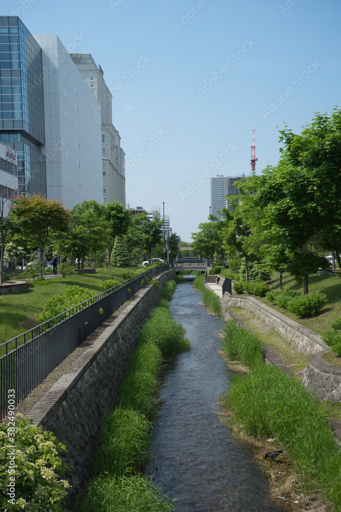 創成川の風景