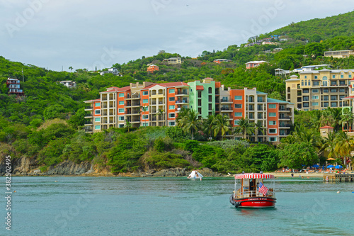 Φωτογραφία Marriott's Frenchman's Cove hotel at Long Bay in Charlotte Amalie, Saint Thomas, US Virgin Islands, USA