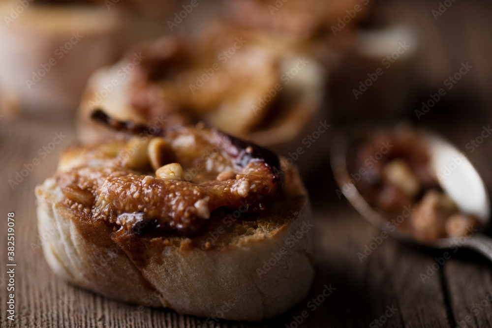 Cooked Figs on Toast Cooked Figs on Toast