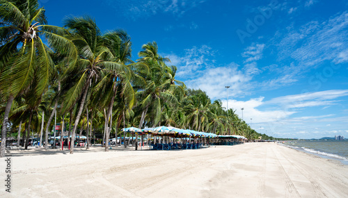 Bangsaen Sea Beach Beautiful sky, long beach But lonely due to the coronavirus disease, rarely people come to travel. Chonburi Province, Thailand 2020-09-29