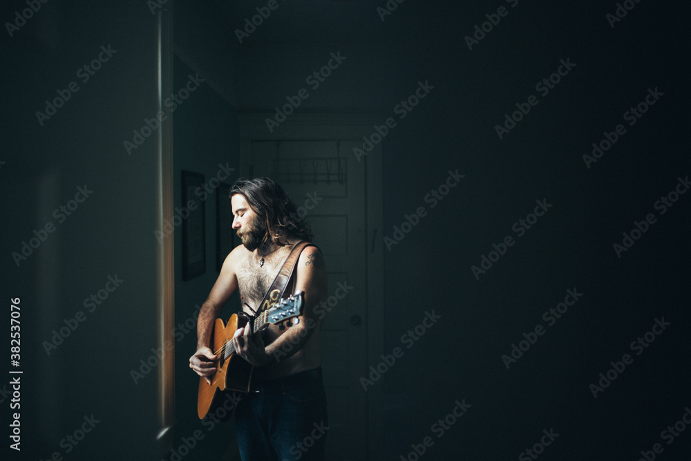 Musician plays hopeful tunes in his Brooklyn apartment Musician plays hopeful tunes in his Brooklyn apartment