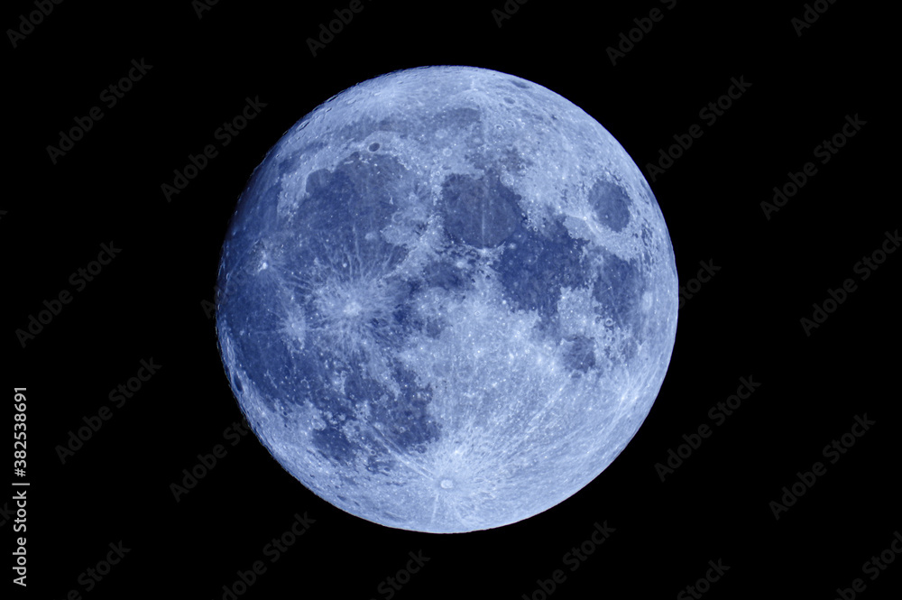 Obraz premium Blue Moon, Full Moon 2020