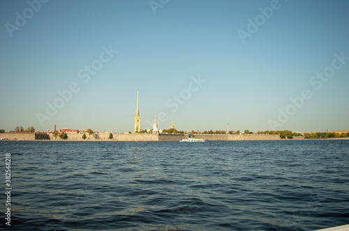 On the Neva river in St. Petersburg Peter and Paul fortress © Андрей Ерышов