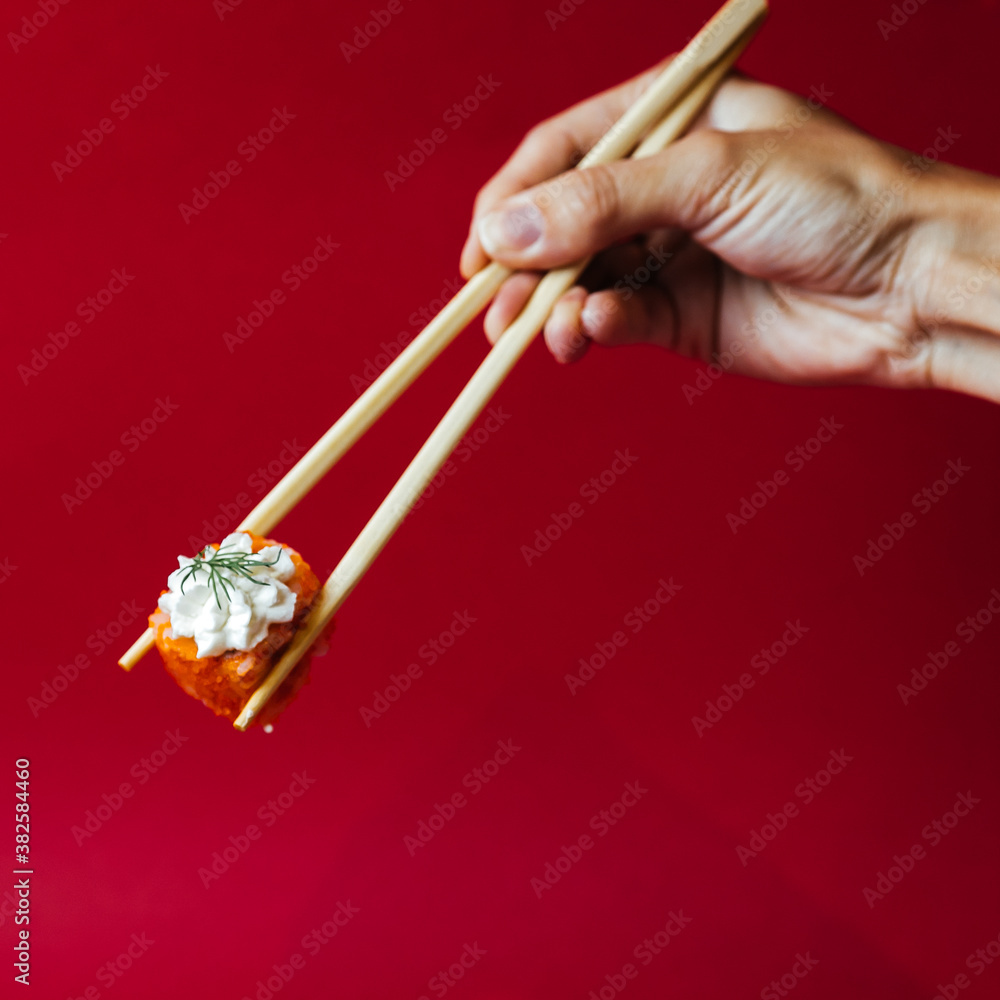 roll delivery roll delivery