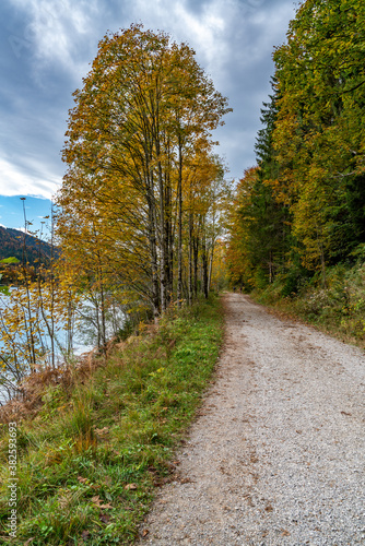 Herbststimmung am Walchensee in Oberbayern