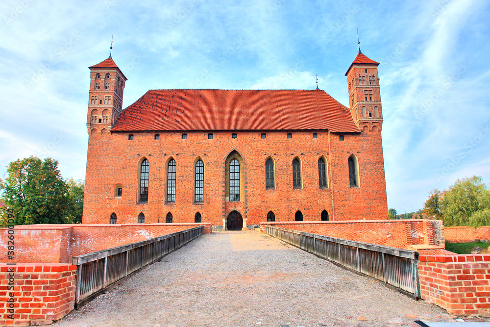Zamek biskupi w Lidzbarku Warmińskim – zamek z XIV wieku w Lidzbarku Warmińskim