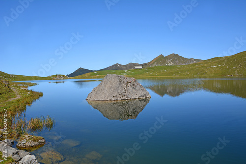 Oberer Seefeldersee auf dem Sachsler Seefeld (Aelggialp), Gemeinde Sachseln, Kanton Obwalden photo