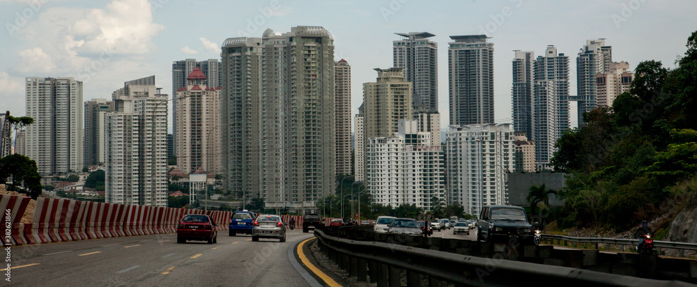 Obraz premium Cityscape of Kuala Lumpur. Beautiful modern developing city of Malaysia.