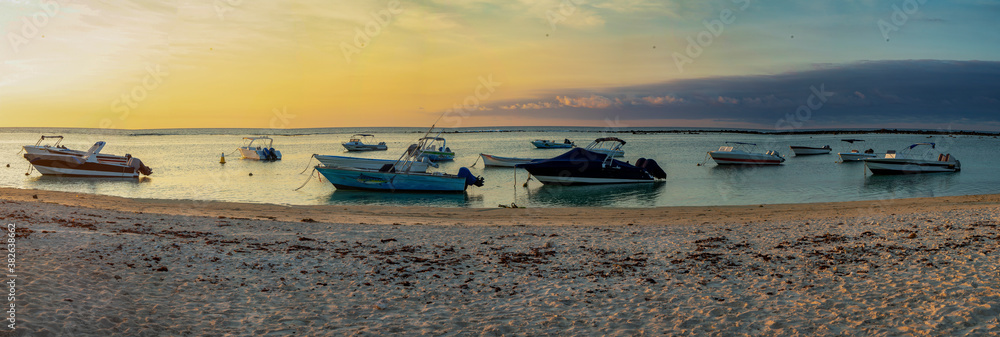 Obraz premium landscape with boats