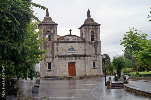 Igreja na cidade de Colombres no Caminho de Santiago (rota norte) / Espanha photo
